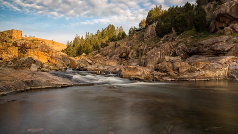 Adelong Falls Walk